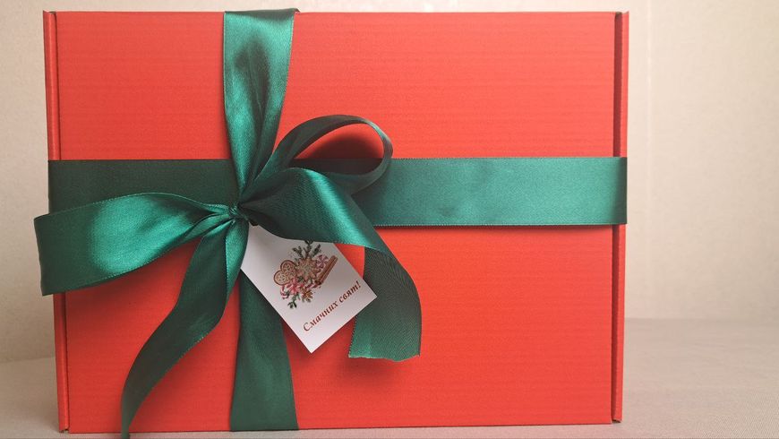 Подарункова коробка червона (1-6 баночок) 123134789875 фото